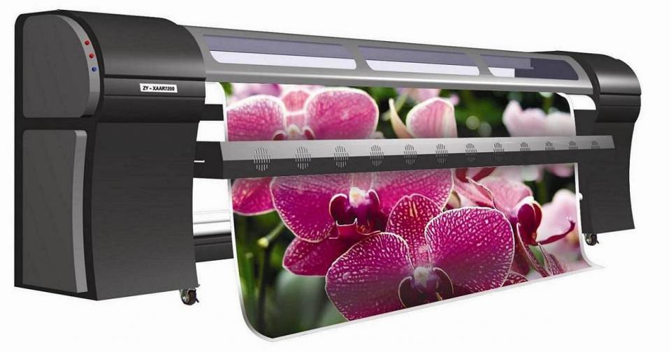 Wide format outdoor solvent printer reproducing images of flowers at a very high resolution on a large sized banner