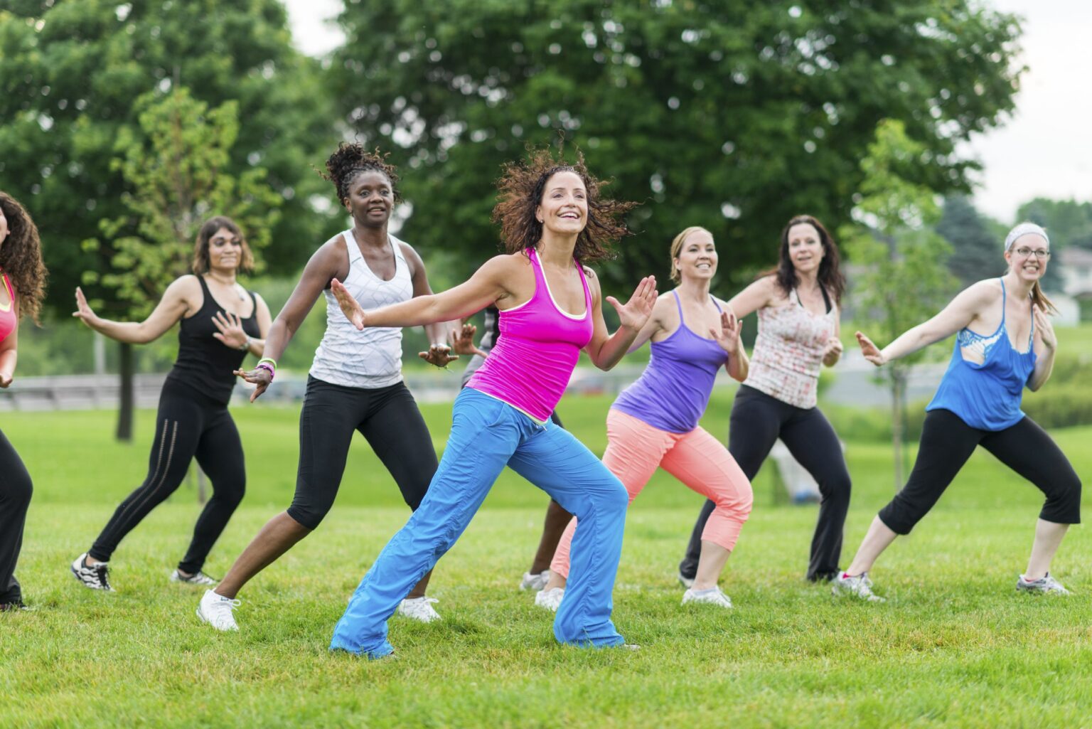 A quick dance before the run is not only only fun but also helps loosen up the muscles and warm up for the race.
